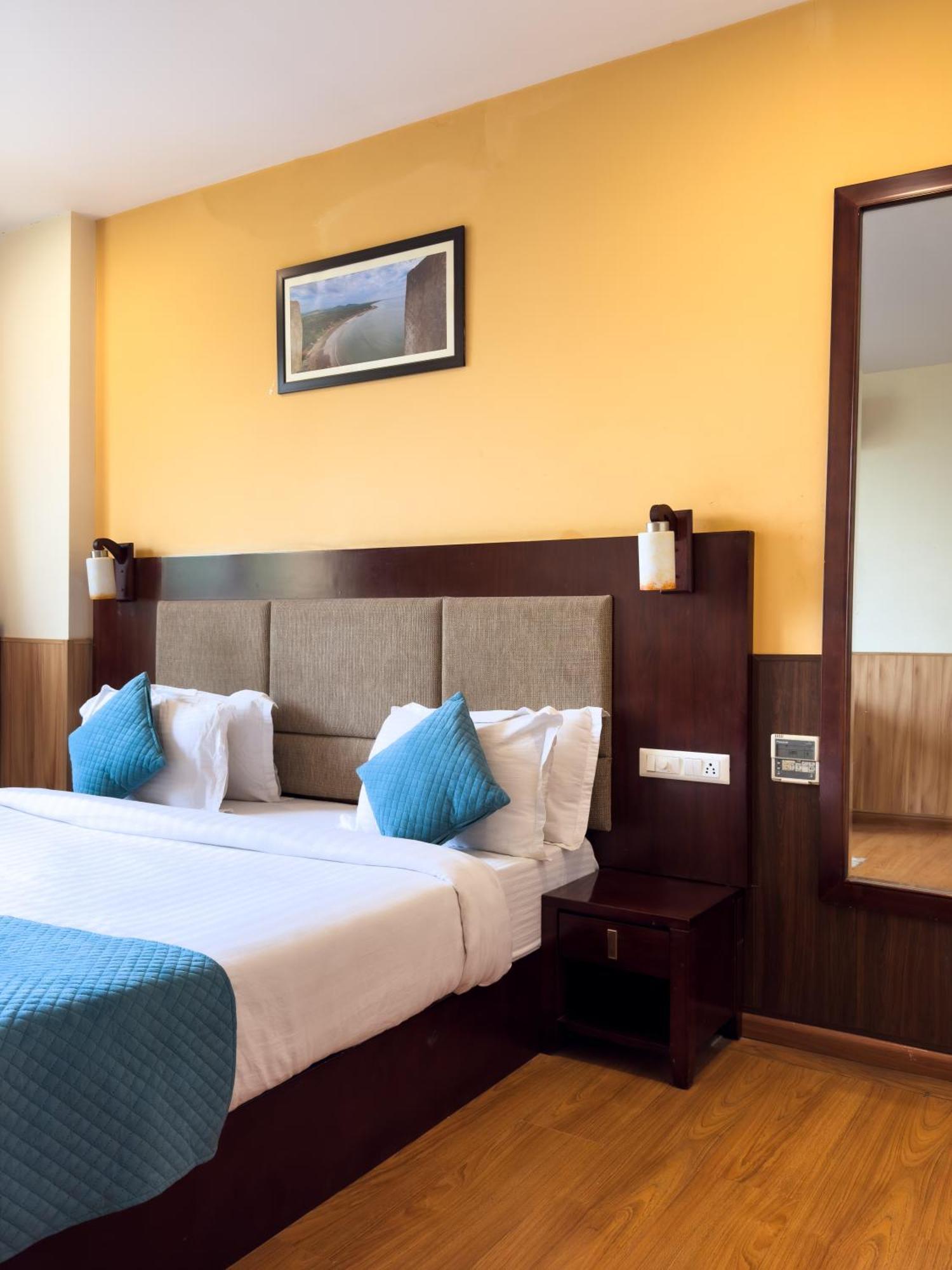 Hotel Royal Palm - A Budget Hotel In Udajpur Exteriér fotografie